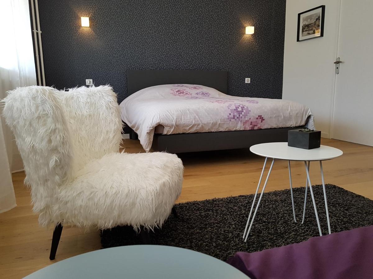 La Belle Jaune- Bed And Breakfast Moulins-les-Metz Exterior photo
